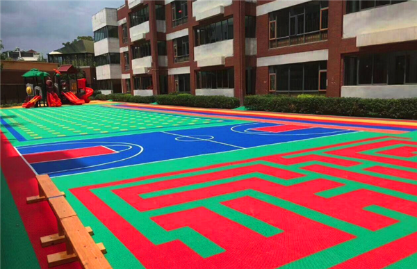 ?幼兒園為什么要選擇仲達(dá)塑膠懸浮地板？